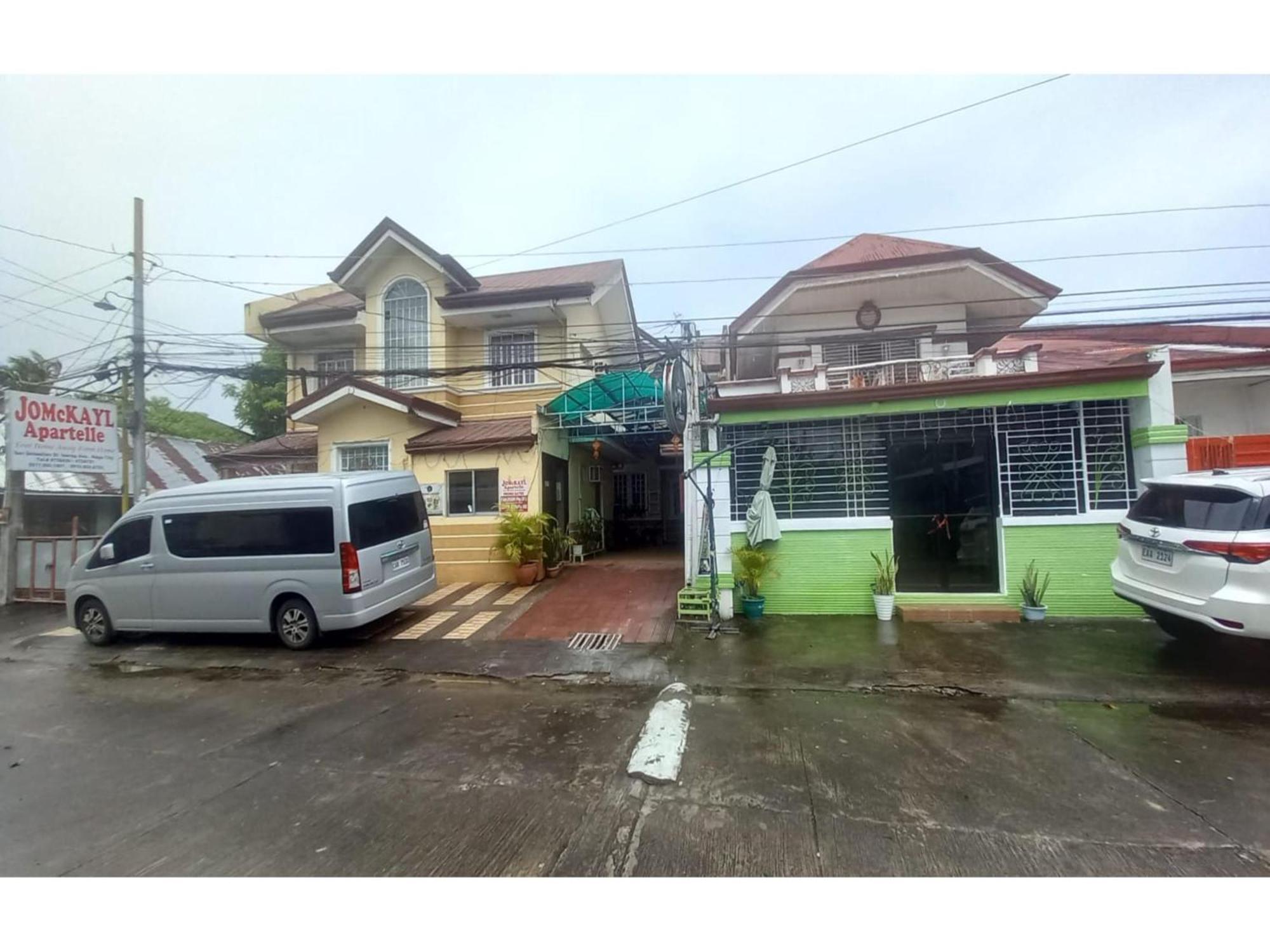 Oyo 1048 Jomckayl Apartelle Naga  Exterior photo